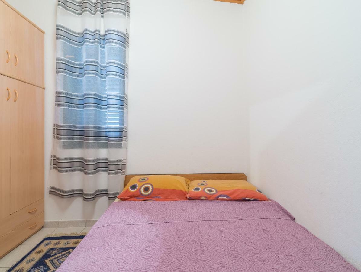 Apartments Domi Vir Dış mekan fotoğraf